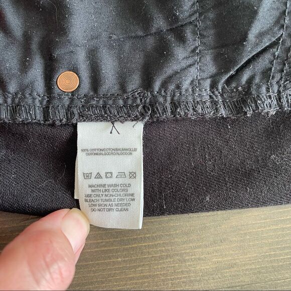 Free People Shorts Black Mid-Rise Denim with Boho Lace Fringe Size 25 - Picture 5 of 5